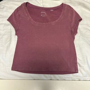 pink cropped U neck t-shirt